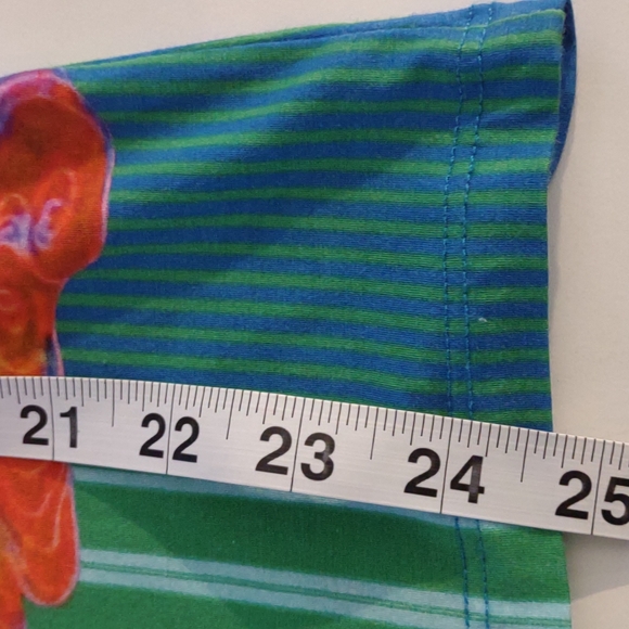 Save the Queen sequin sleeve multicolored print t shirt w/back zipper detail Sm - Picture 9 of 11